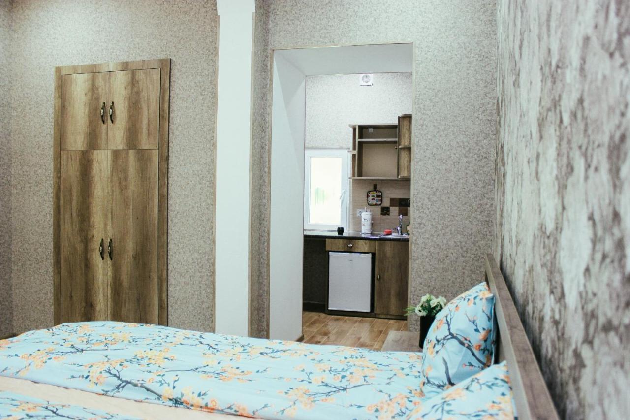Apartment Izabella Tiflis Exterior foto