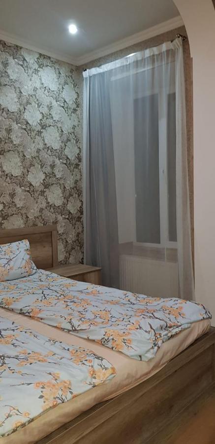 Apartment Izabella Tiflis Exterior foto